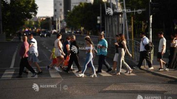 Rata șomajului a scăzut la 6,4% în iulie; șomajul în rândul tinerilor rămâne la un nivel ridicat, de 30,8%