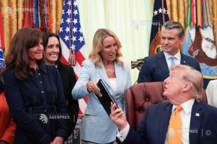 Trump spune că este ‘prea devreme’ să se discute despre o campanie prezidențială a lui Hegseth în 2028