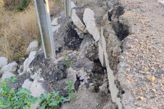 Botoșani: O porțiune din DN 29D s-a surpat la mai puțin de trei ani de la modernizarea drumului