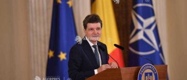 VIDEO Nicușor Dan, viitorilor magistrați: Aveți o mare responsabilitate și e nevoie de curajul propriei opinii
