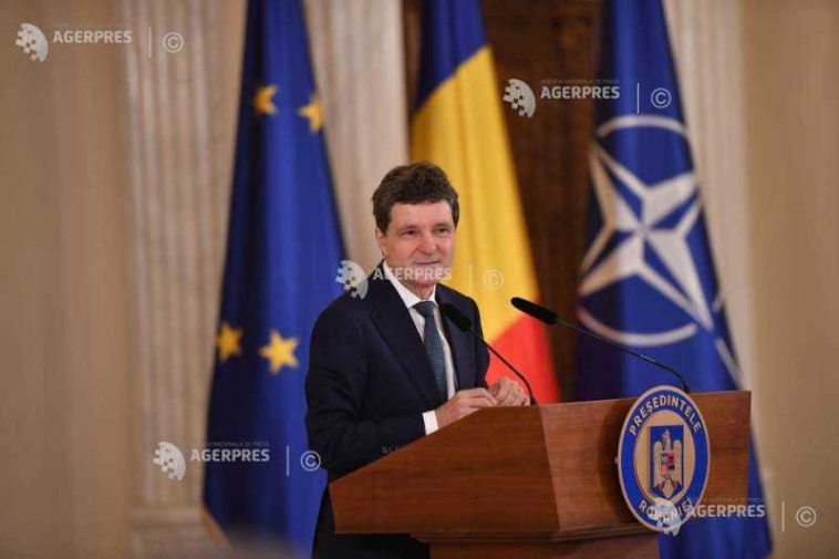 VIDEO Nicușor Dan, viitorilor magistrați: Aveți o mare responsabilitate și e nevoie de curajul propriei opinii