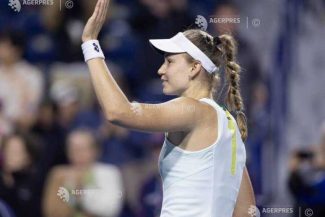 Tenis: Elena Rîbakina și Coco Gauff, calificate în turul al doilea la US Open
