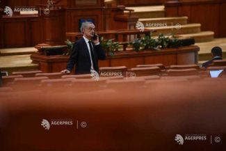 Andronache: Deputații PNL și USR boicotează miercuri toate activitățile parlamentare