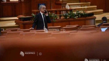 Andronache: Deputații PNL și USR boicotează miercuri toate activitățile parlamentare
