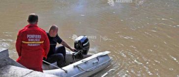 Caraș-Severin: Pompierii au intervenit pentru scoaterea a două persoane înecate în lacul Secu
