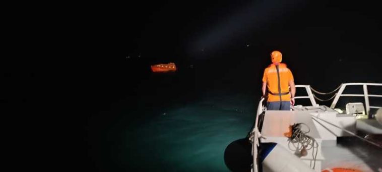 UPDATE/Turcia: O navă de marfă s-a scufundat în Marea Marmara; zece persoane dispărute (autorități maritime)