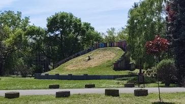 Timiș: Prezentare publică a conceptului de arhitectură a Ceasului Floral; obiectivul nu a beneficiat niciodată de reparații capitale