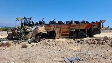 UPDATE Egipt: 22 de morţi într-un accident de autocar în Peninsula Sinai