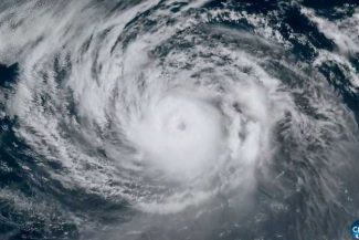 Trei cicloane formate simultan în Oceanul Pacific, un ‘fenomen rar’ favorizat de El Nino
