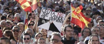 Zeci de mii de persoane au protestat în Spania în sprijinul exclavei Ceuta și împotriva lui Sanchez