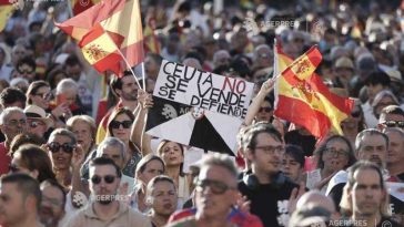 Zeci de mii de persoane au protestat în Spania în sprijinul exclavei Ceuta și împotriva lui Sanchez