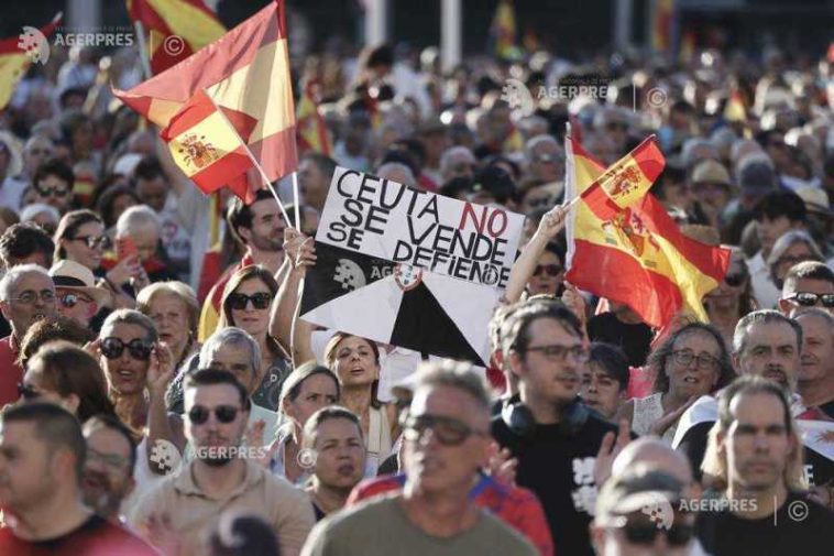 Zeci de mii de persoane au protestat în Spania în sprijinul exclavei Ceuta și împotriva lui Sanchez