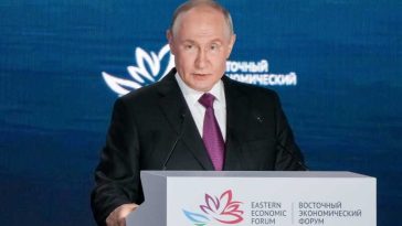 Putin menționează posibilitatea unui acord de pace, dar spune că avertismentul aviației ucrainene îngreunează situația