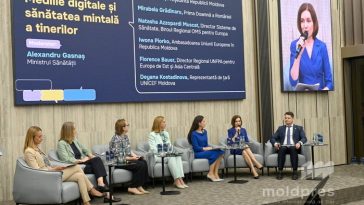 Soluțiile pentru siguranța copiilor în mediul online, analizate la Chișinău, în prezența Maiei Sandu și a Mirabelei Grădinaru