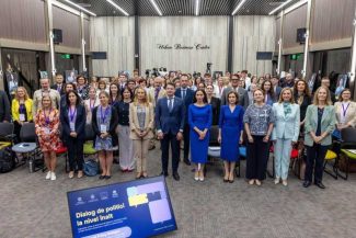 Mirabela Grădinaru la Chișinău: Tehnologia – instrument valoros pentru educație, dar fără îndrumare devine dăunătoare