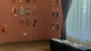 Tulcea: Expoziția ‘Dimensiuni paralele’, deschisă la Casa Avramide