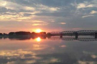 Olt: Simfonie pe malul râului – un spectacol multisenzorial organizat la Plaja Olt din Slatina