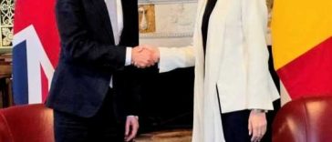 Oana Țoiu – întrevedere cu ministrul de Externe britanic; pe agendă – comunitatea română din UK și colaborarea în domeniul apărării
