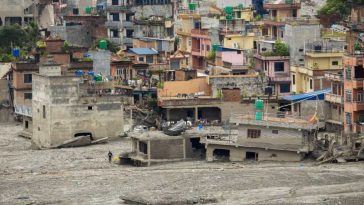 Viitură în Nepal/ Bilanțul provizoriu indică 1.287 de morți și 5.083 de dispăruți