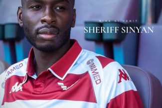 Fotbal: Rapid l-a achiziționat pe fundașul gambian Sheriff Sinyan, de la CFR Cluj