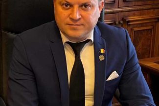 Botoșani: Senatorul Cătălin Silegeanu a demisionat din funcțiile politice deținute în AUR