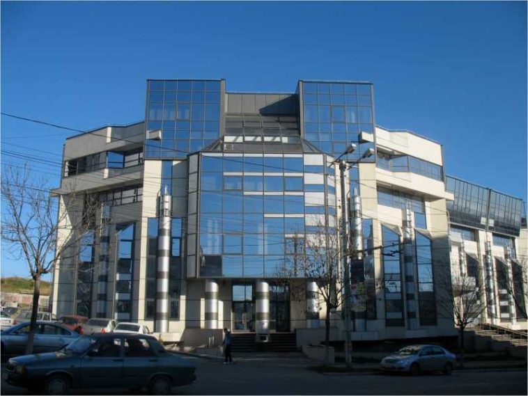 Vaslui: Amenințare cu bombă în clădirea Tribunalului și Judecătoriei; autoritățile fac cercetări