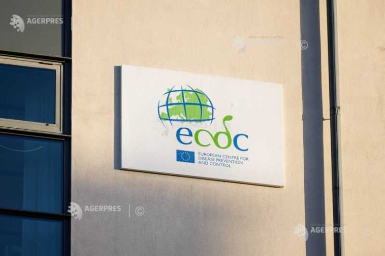 Numărul cazurilor de infectare cu virusul West Nile depășește pragul de 1.000 în Europa