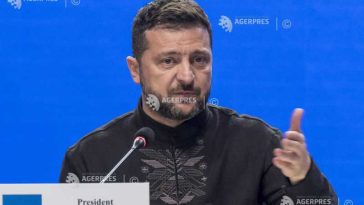 Zelenski acuză Rusia că atacă aeroporturi din Ucraina înaintea vizitei celor doi emisari americani