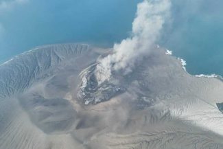 Autoritățile indoneziene au suspendat operațiunile pe șase aeroporturi după erupția vulcanului Anak Krakatau