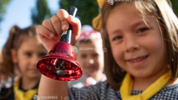 Buzău: Peste 3.300 de copii înscriși în clasa I; elevii din cinci școli, mutați în alte clădiri