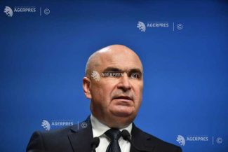 Bolojan: Noul an școlar începe în condițiile finalizării unor investiții în educație de peste 2,5 miliarde de euro