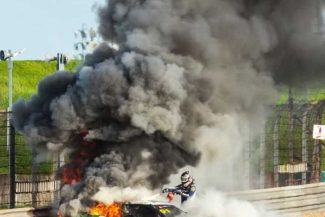 Auto: Pilotul britanic Ollie Millroy, salvat de un rival după un accident groaznic la Shanghai