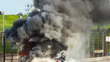 Auto: Pilotul britanic Ollie Millroy, salvat de un rival după un accident groaznic la Shanghai