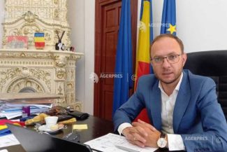 Primarul Botoșaniului, Cosmin Andrei, le cere profesorilor să nu mai strângă fondul clasei sau fondul școlii