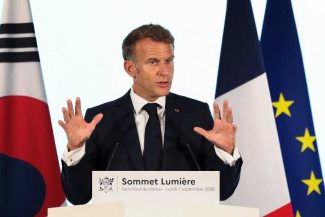 ‘Sommet Lumiere’ pe teme cinematografice/ Emmanuel Macron face apel la ”redobândirea controlului” asupra inteligenței artificiale