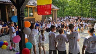A XVII-a ediție a Programului de Tabere ARC, la final; 8.430 de copii și tineri din 21 de țări au redescoperit România