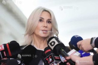 Turcan: Grupurile PNL și USR cer renunțarea la votul online în Camera Deputaților