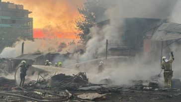 #Ucraina: Cel puțin doi morți într-un atac rusesc cu rachete și drone asupra Kievului