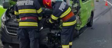 UPDATE Mureș: Două persoane rănite grav, una fiind preluată de elicopterul SMURD, în urma accidentului de la Saschiz