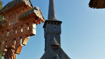 Maramureș: Vechile bisericuțe din lemn, printre cele mai vizitate obiective turistice pe durata verii