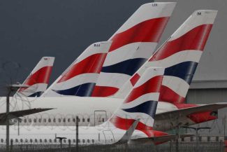 Zboruri perturbate în Marea Britanie de o defecțiune a sistemului de gestionare a traficului aerian