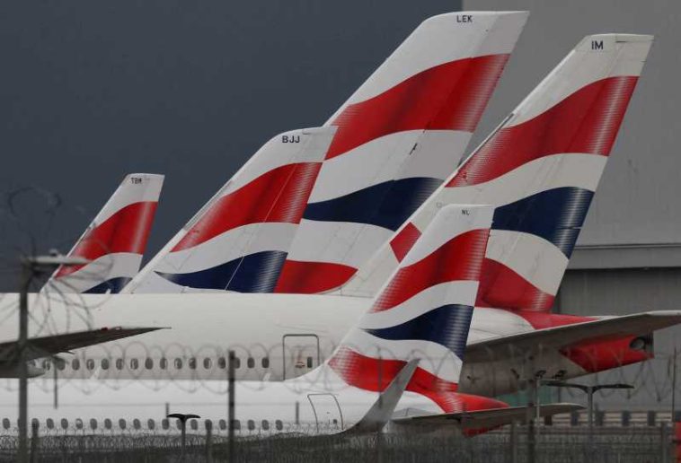 Zboruri perturbate în Marea Britanie de o defecțiune a sistemului de gestionare a traficului aerian