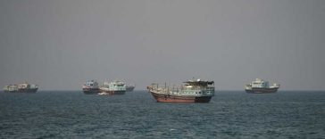 Iranul a atacat ca represalii două nave și baze americane din Iordania și zece nave în Strâmtoarea Ormuz