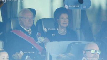 Norvegia /Membri ai familiilor regale europene, transportați cu autobuzul la funeraliile regelui Harald al V-lea