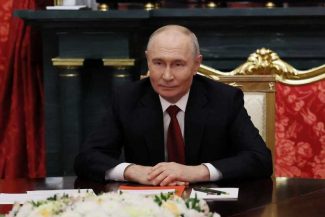 Putin și Trump au discutat despre posibilitatea unei întâlniri tripartite cu Xi Jinping, potrivit Kremlinului