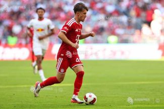 Fotbal: Talentatul mijlocaș Tim Binder a semnat primul său contract profesionist cu Bayern Munchen