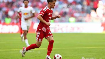 Fotbal: Talentatul mijlocaș Tim Binder a semnat primul său contract profesionist cu Bayern Munchen