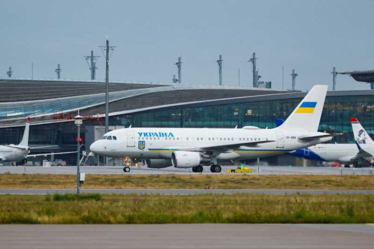 #Ucraina: Avionul lui Zelenski, aproape să fie lovit de o dronă în timp ce se afla în drum spre Oslo