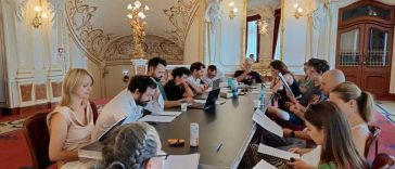 Bihor: Actorii maghiari și români ai teatrului orădean pregătesc prima producție comună, premiera ‘MaRó’