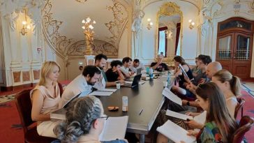 Bihor: Actorii maghiari și români ai teatrului orădean pregătesc prima producție comună, premiera ‘MaRó’